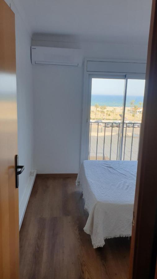 艾姆布里亚布拉瓦Les Vagues Au Balcon公寓 外观 照片